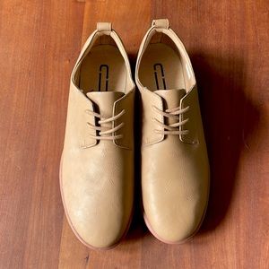 Ponto Pacific Shoes in Camel Size 11.5